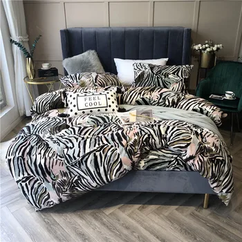 

Winter Warm Soft Velvet Fleece Flannel Sexy Leopard Print Printing Bedding Set Duvet Cover Bed Linen Fitted Sheet Pillowcases