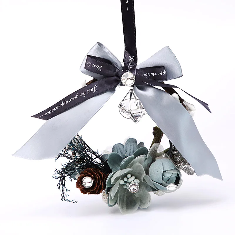 Car perfume car aromatherapy pendant car interior mirror accessories light fragrance fragrance oil dried flower ribbon pendant - Название цвета: Золотой
