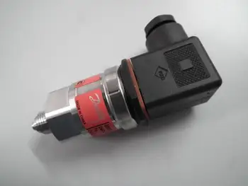 

Danfoss Danfoss MBS3000 Pressure Transducer Sensor 0-250bar Danfoss 060G6139