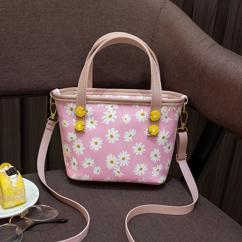

Net Red Daisy Square Sling Bag 2020 New Korean Fashion Shoulder/Crossbody Bag All-match Chrysanthemum Portable Mini Bag