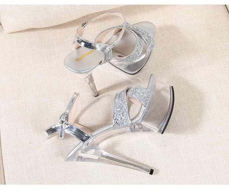 13201748280_617192530