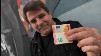 

Juan Hundred Evolution by Juan Pablo magic tricks- (magic instruction )