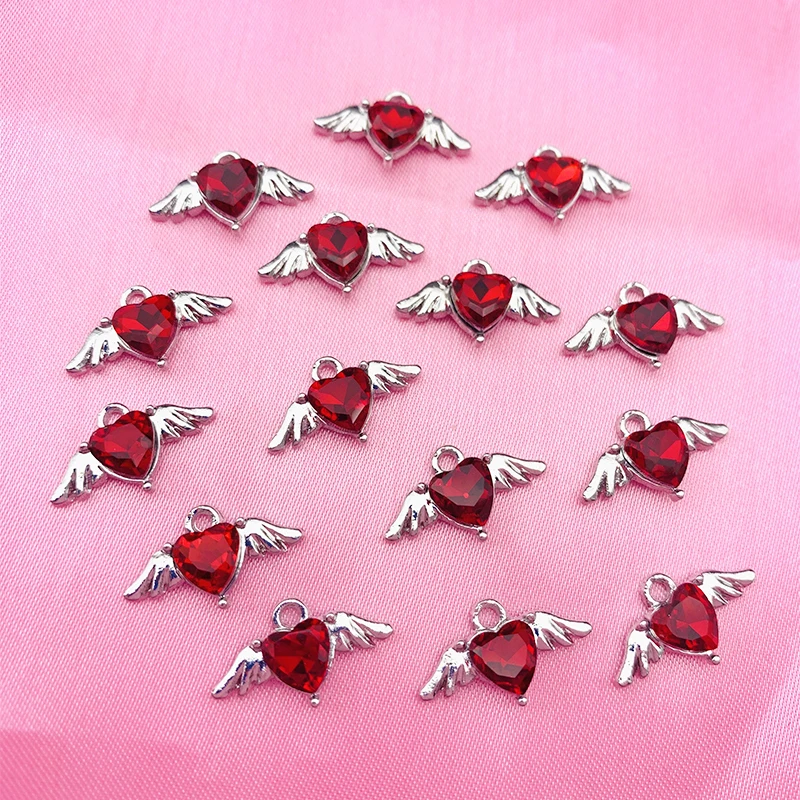 Рисунок 3 - подвески с хрустальным сердцем