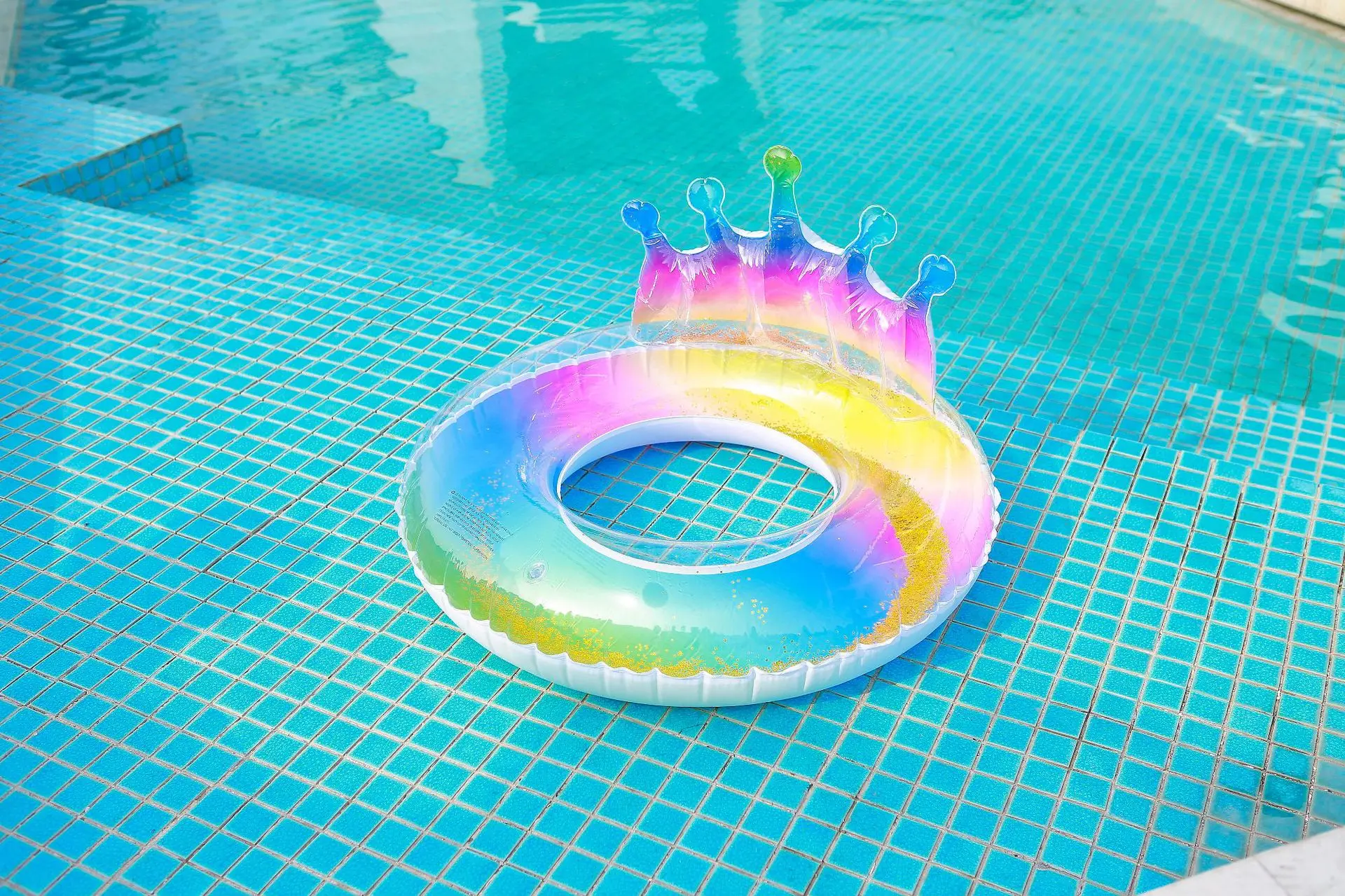 blow up pool float with hair dryer