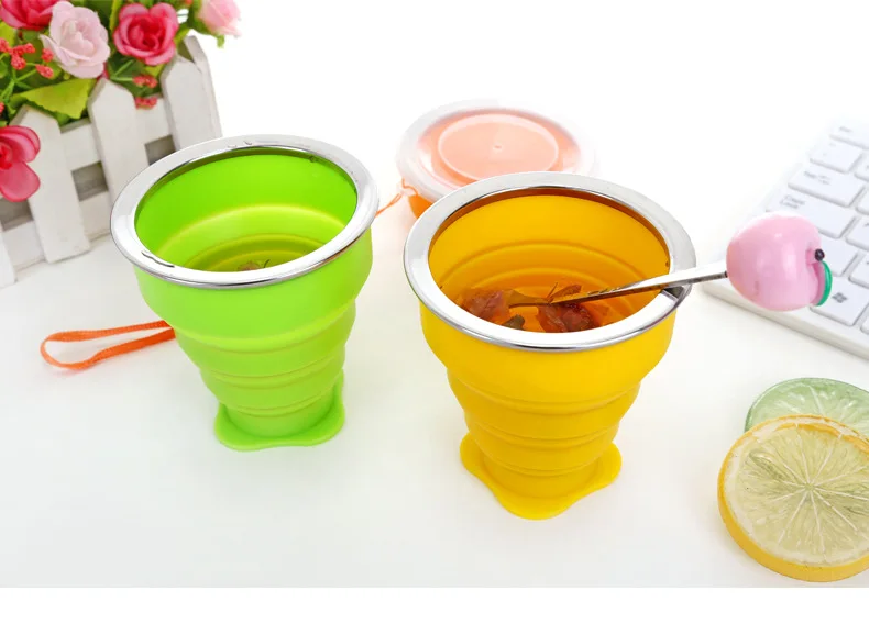 A2576 Outdoor Portable Foldable Glass Multi-functional Creative Glass Retractable Cup Folding Silica Gel Cup with Lid