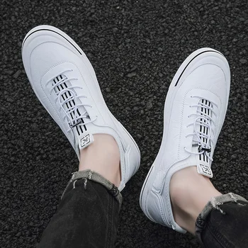 

2020 Spring Brand Mens Skateboarding Shoes Men Sport Zapatos Hombre Outdoor Men Low Classic Walking Sport Shoes Free Shipping