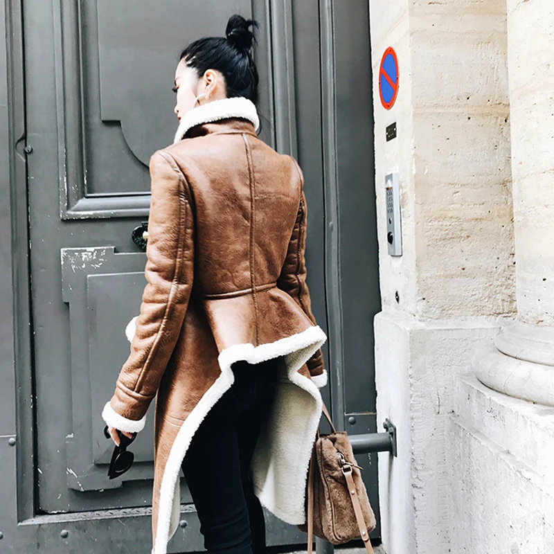 CHICEVER из искусственной кожи ассиметричная куртка для женщин Водолазка с длинным рукавом свободного размера плюс женские пальто Зимняя Мода Новинка