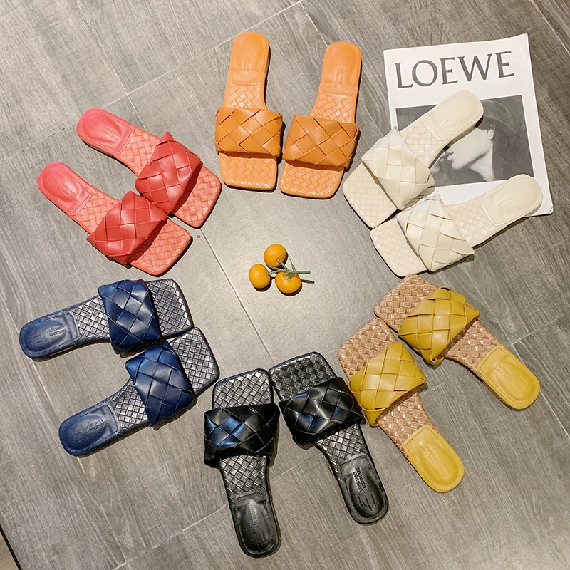 

2020 New Brand Slippers Weave Leather Women Sandal Open Toe Flat Casual Slides Summer Outdoor Beach Female Flip Flops Slides
