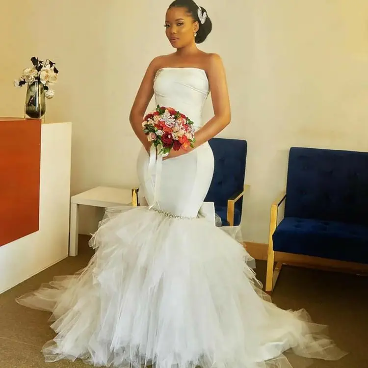 

Retro Mermaid Long Strapless Beaded Tulle Wedding Dresses Sleeveless Floor Length Corset Back Sweep Train Bridal Gown for Women