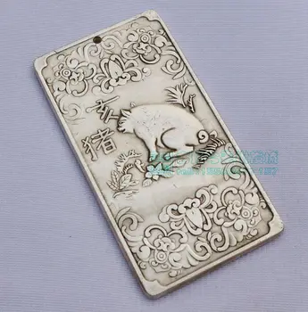 

Plata del Tíbet o China lingotes hanka fengshui zodiaco chino cerdo collar con colgante de amuleto metal artesanía