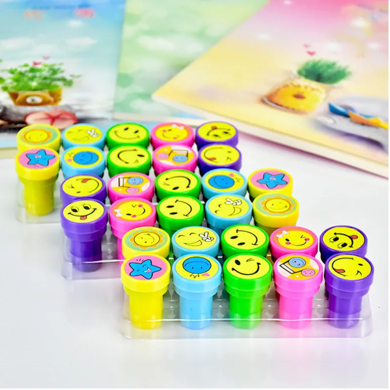 10pcs/Set Cartoon Smiley Face Kids Seal Children Toy Stamps for Scrapbooking Stamper DIY Painting Photo Album Rubber Stamp | Игрушки и