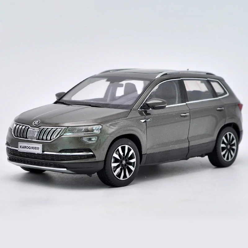1:18 Skoda KAROQ литье под давлением Модель автомобиля игрушки Металлическая Модель автомобиля оригинальная коробка