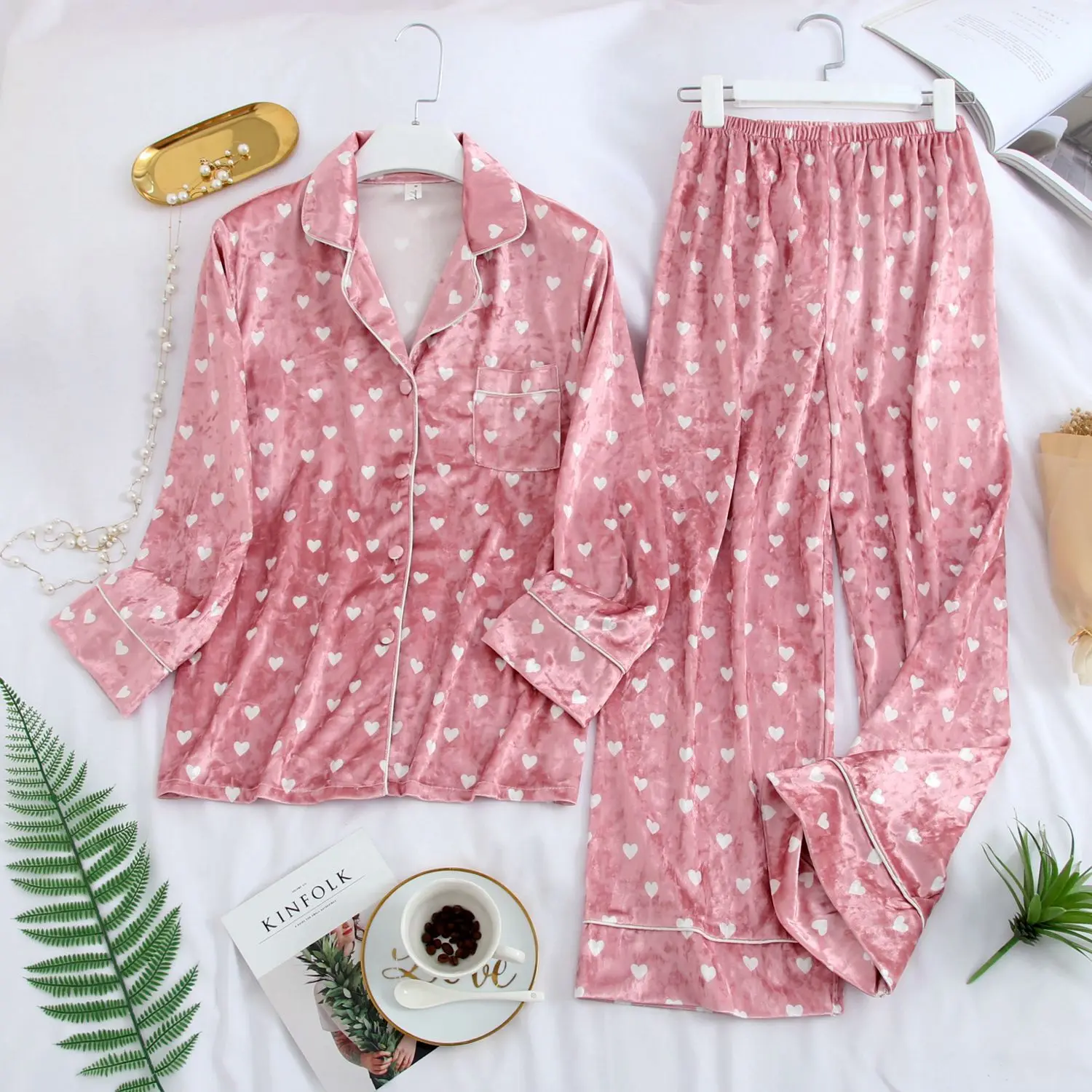 

MECHCITIZ 2019 Velvet Autumn Pajama Set for Female Warm Pyjama Set Sleepwear Pants Winter Home Wear Nightwear For Women Pijamas