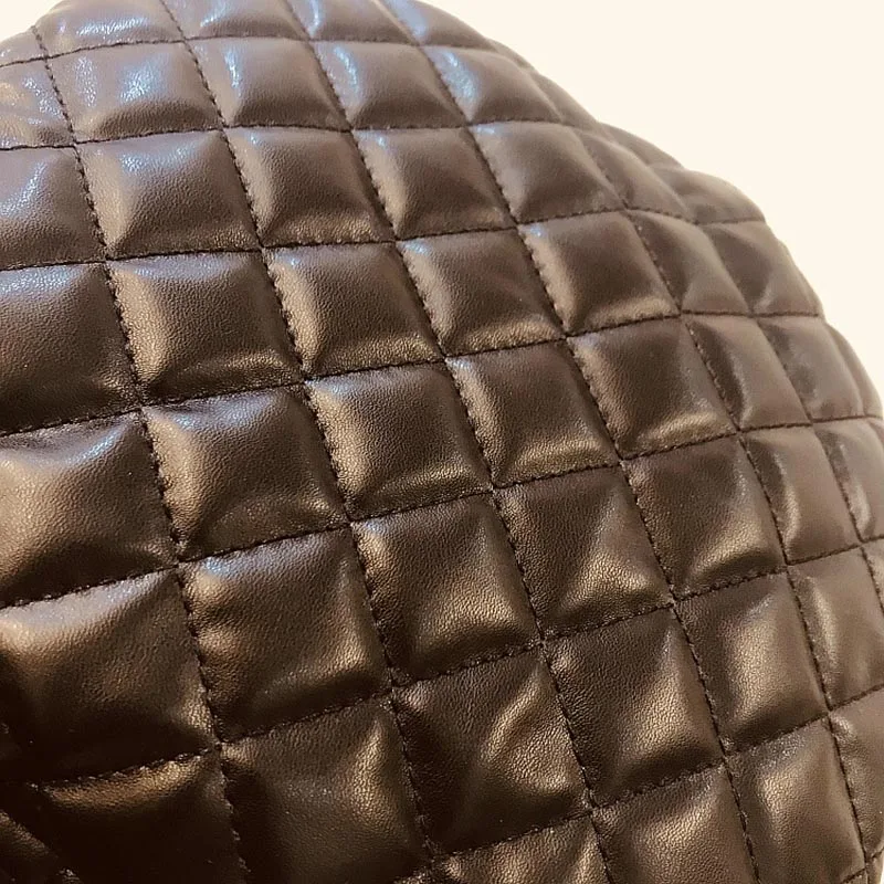 12595631265_2003701589