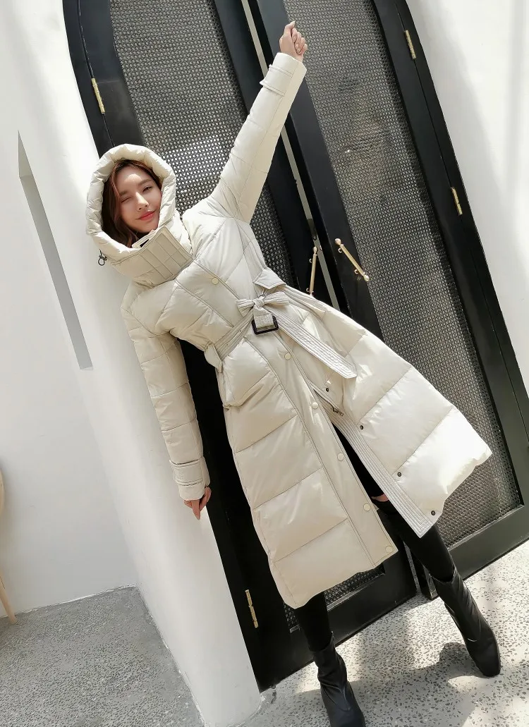 90% белая женская куртка на утином пуху с капюшоном, черное белое зимнее пальто, зимняя длинная парка, женская тонкая теплая верхняя одежда с пальто с поясом 763