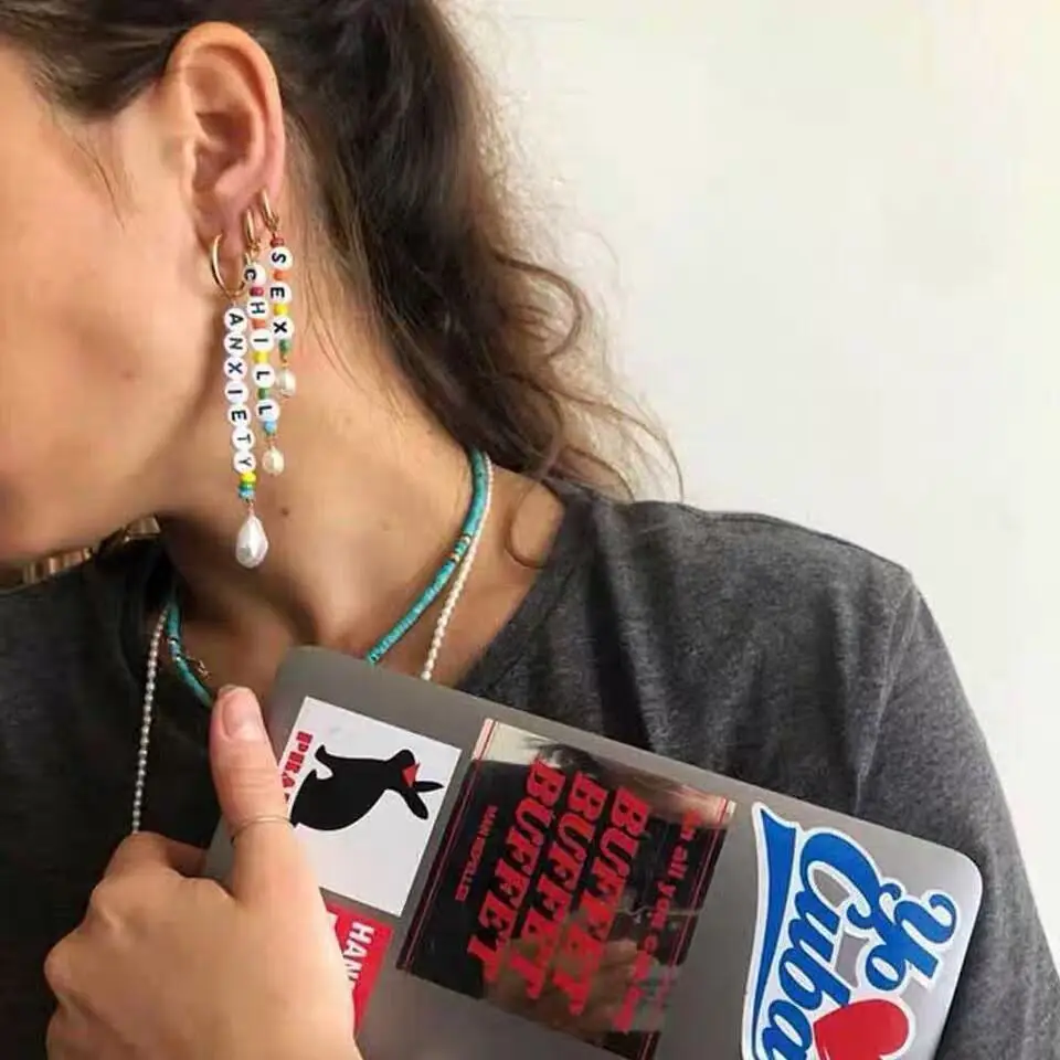 

Girlgo Bohemian 2019 Pearls Long Hanging Letter Earrings for Women Trendy Brand Design Drop Earrings Jewelry Girl Gift Wholesale