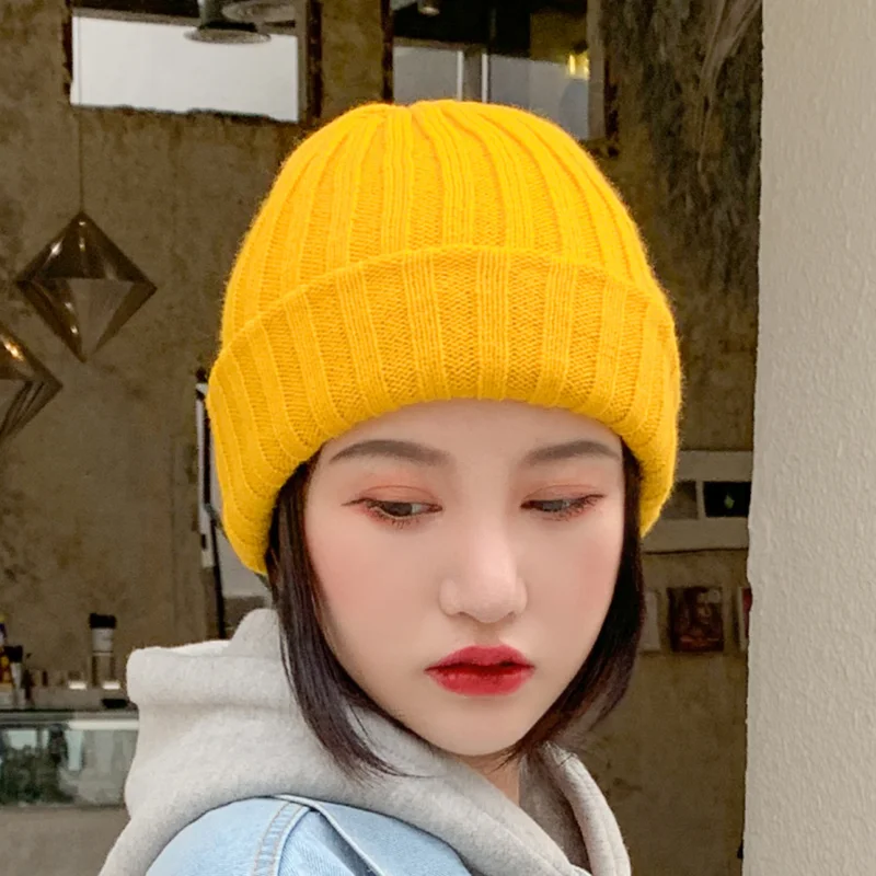 Женская однотонная Повседневная теплая вязаная шапка Skullies Beanies шапки бини женский корейский стиль Элегантный Красивая осенне-зимняя модная шапка
