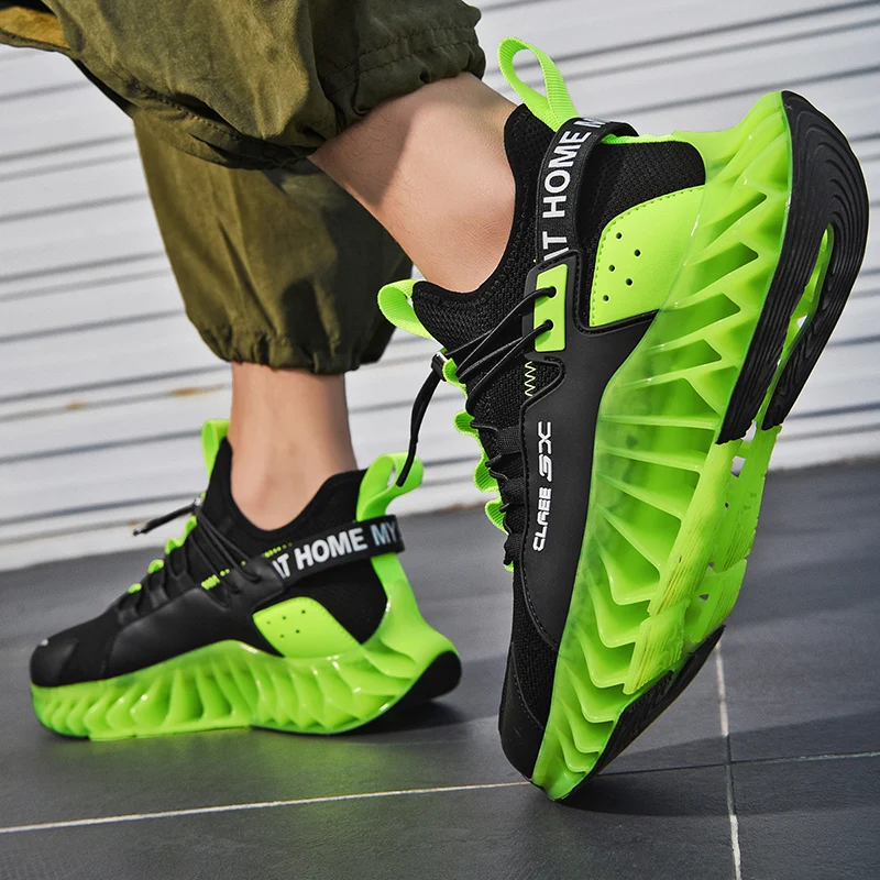 

Trendy Blade Running Shoes for Men Breathable Mesh Sneaker High Quality Antiskid Damping Outsole Sport Shoes Training Zapatillas