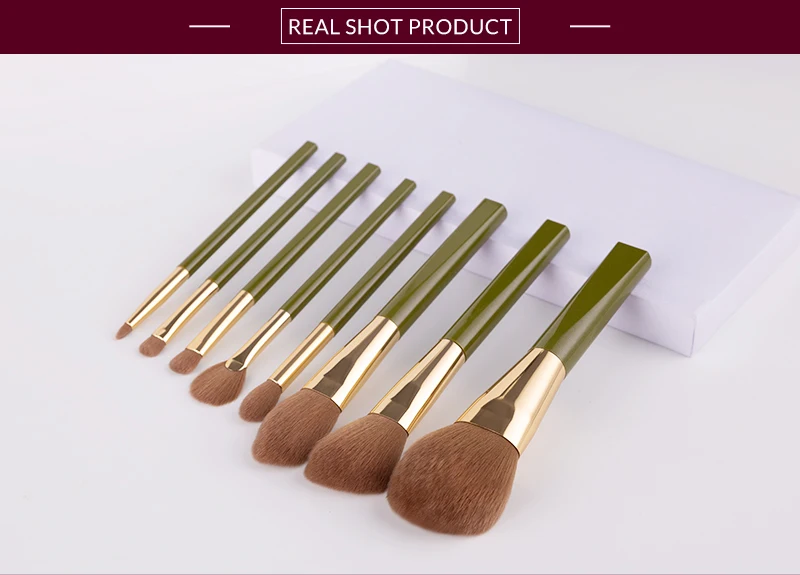 makeup brushes 01