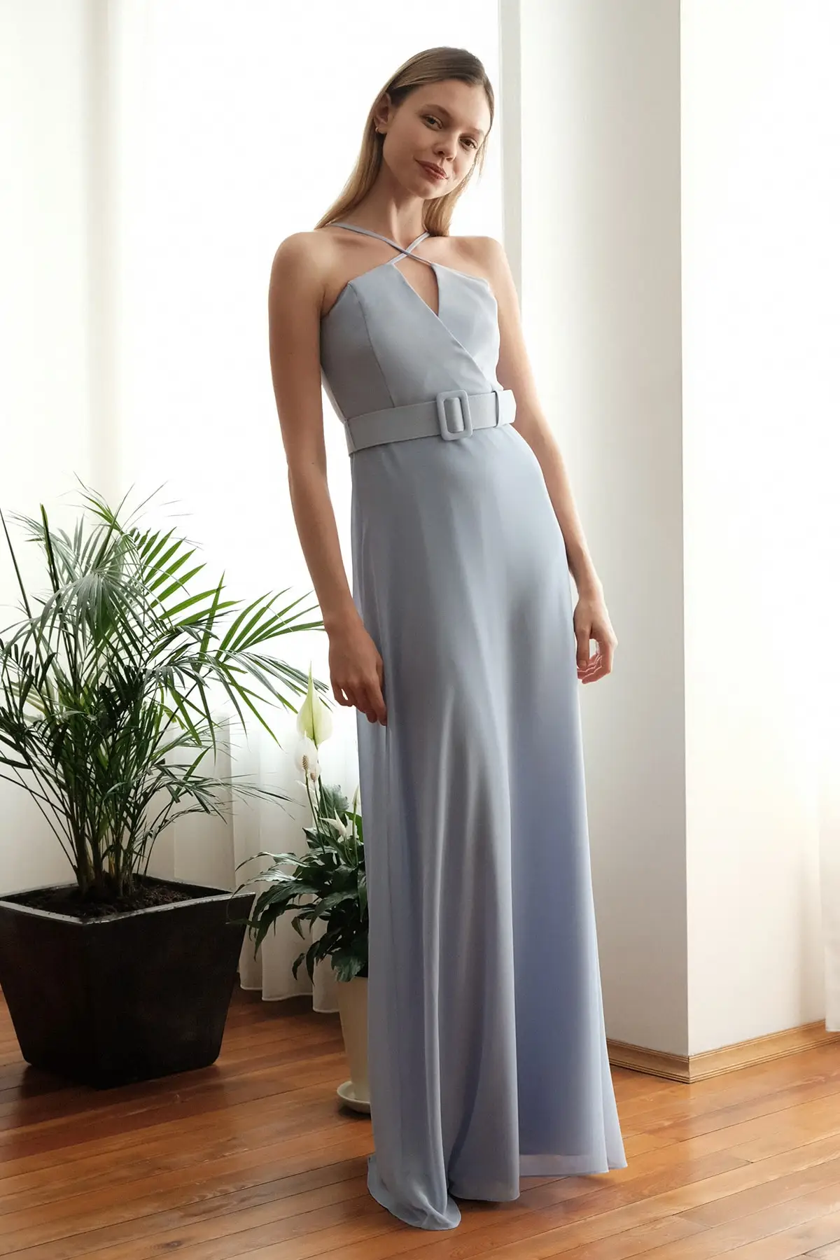 Trendyol Strap Evening Dress &amp Prom Gown TPRSS20AE0276 | Свадьбы и торжества