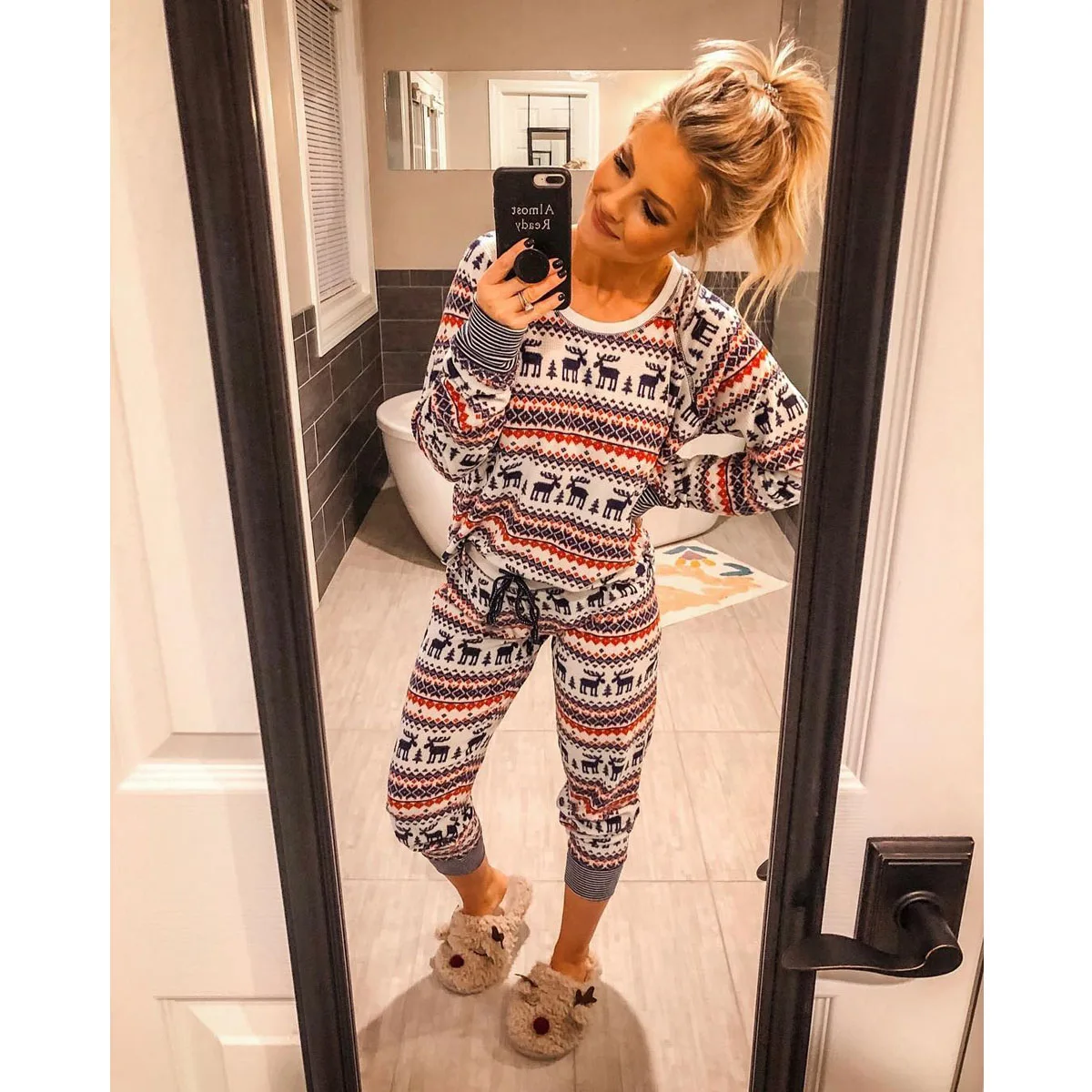 Women Winter New Christmas Reindeer Print Pajamas Set Female Homewear Thick Warm Long Sleeve Full Trousers Two Piece Pajama Set