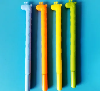 

Wholesale 100pcs/Lot Giraffe Gel Pen Creative Cartoon Student Sign Pen 0.5mm Free Shipping Stationery Writing Supplies GP297