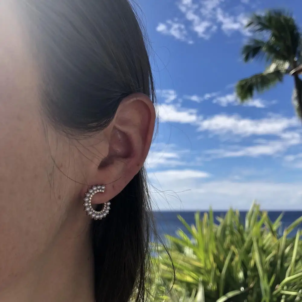 

2019 new design trendy women jewelry clear cz fresh pearl balls Round circle hoop earring