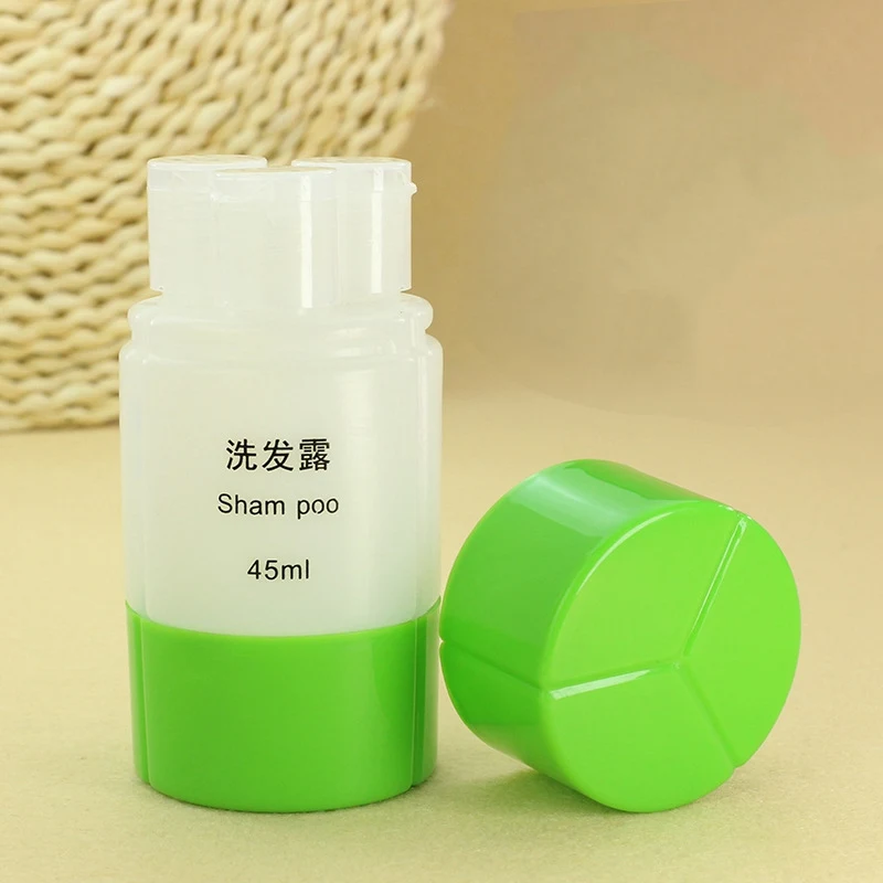 Green 45ml Hot Sale Sub Bottle Durable Emulsion Bottle for Shampoo Bath Refillable Perfume Bottles Small Sample Container Portable Atomizer - Цвет: Green 45ml