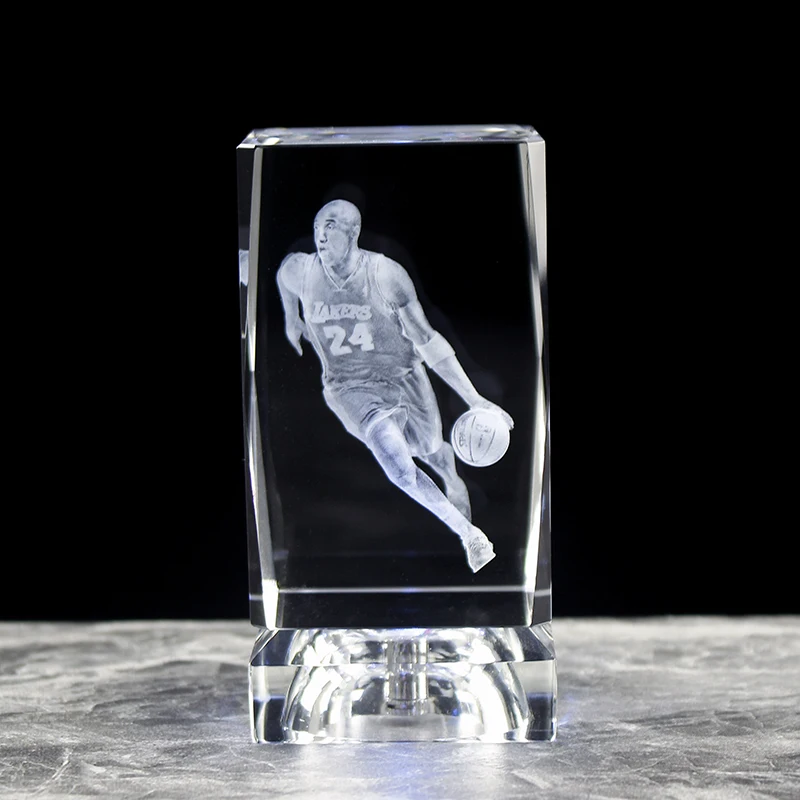 Mamba Never Out Crystal 3D Kobe Bryant Figurines Statue Laser Engraving Cube Boyfreind Birthday Commemoration Gifts 3