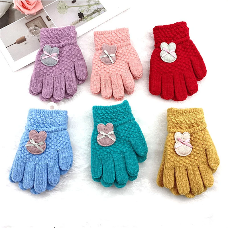 1 Pair Kids Knitted Gloves Winter Warm Children Full Fingers Mittens Boys Girls Cute Cartoons Soft Gloves for 3-7 Years Old teething toys for babies