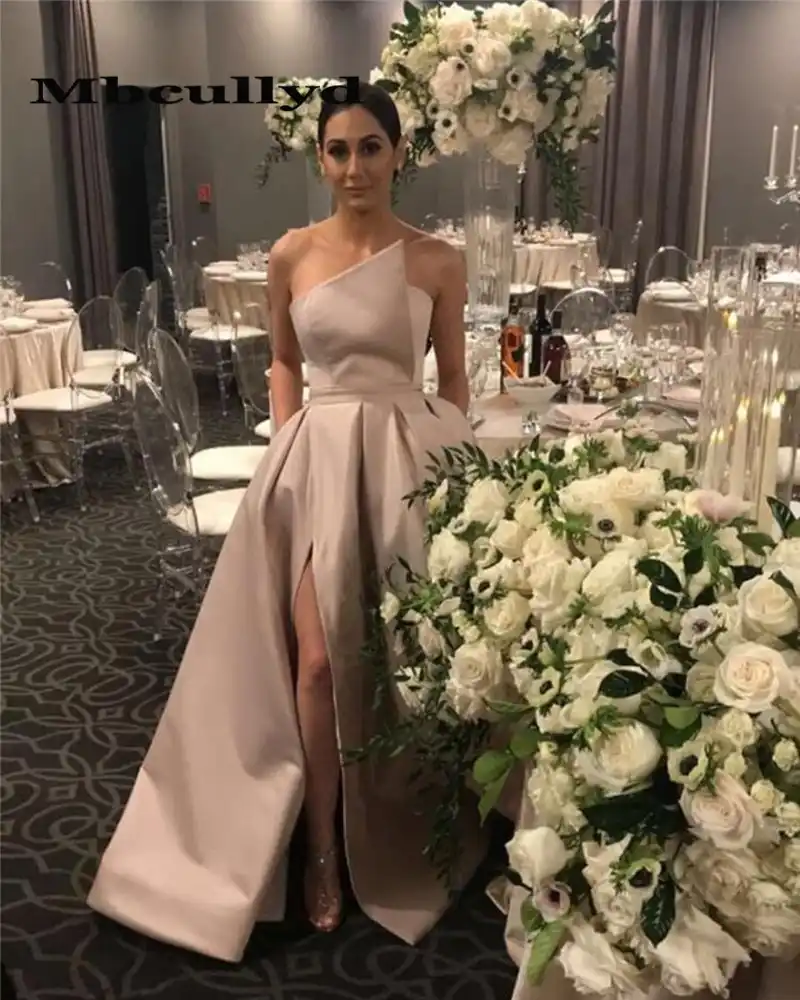 Wedding Guest Dress 2020 These 17 Gowns Are So Stylish