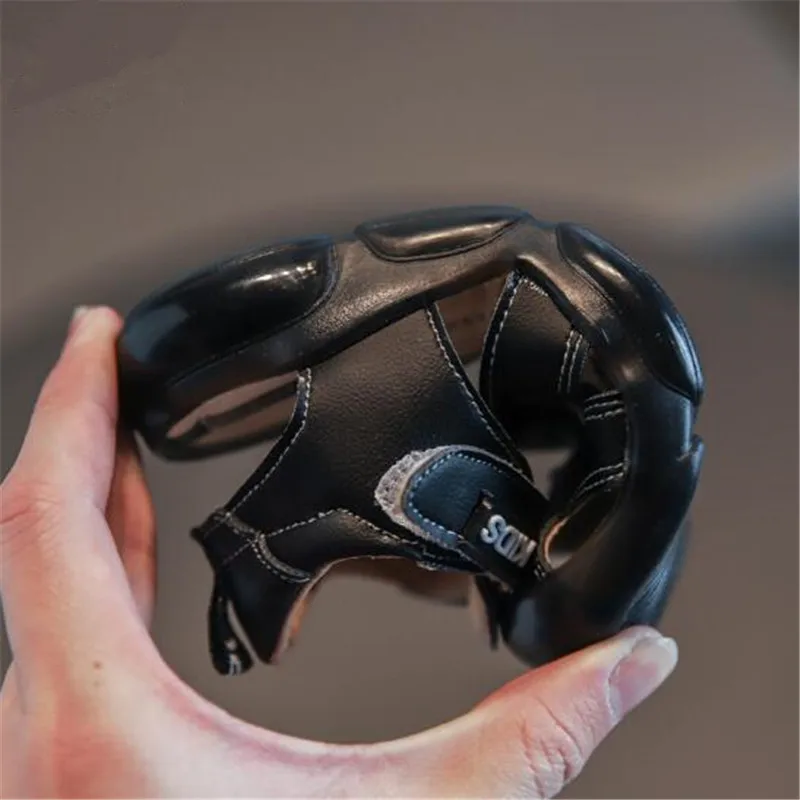 Детские сандалии Новинка Лето 2020 износостойкая пляжная обувь для мальчиков с