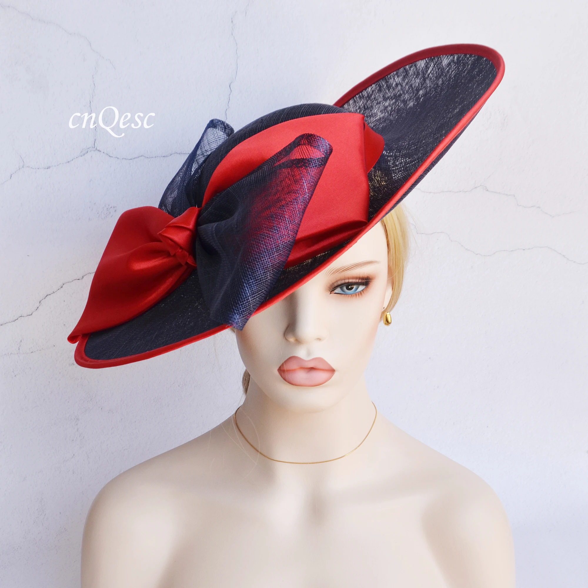 NAVY BLUE SINAMAY & FEATHER HATINATOR HAT.Large saucer disc Wedding.races. 