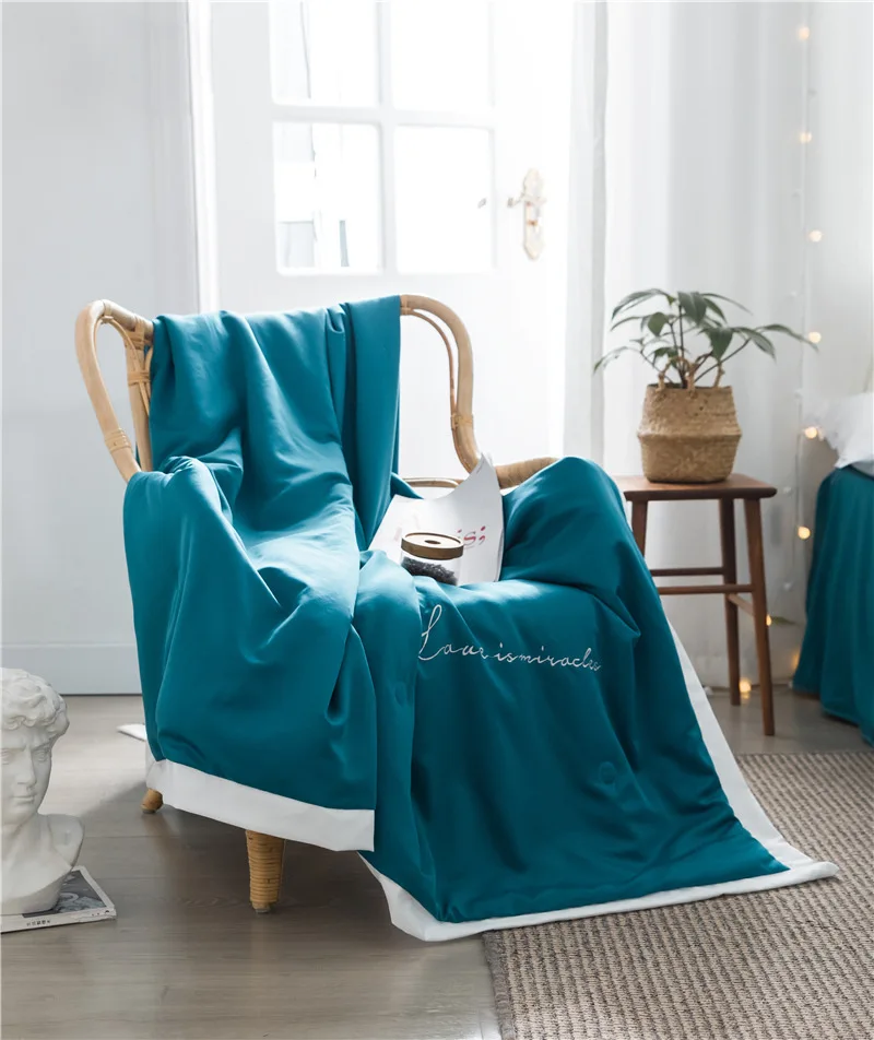 

New Style Tencel Summer Quilt-Washing Real Silk Airable Cover Lace Summer Blanket Top Grade Gift Blanket