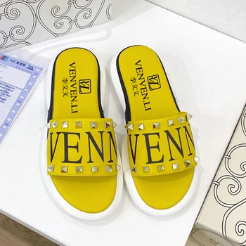 

V VL Italian counter flat bottom slippers full of personality 2020 summer new the same women's shoes for big stars high quality