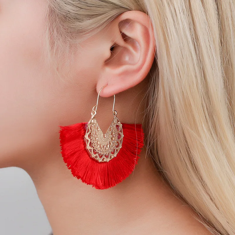 

Ethnic Style New Tassel Earrings Retro Exaggerated Fan Shaped Lace Earrings