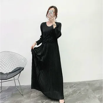 

Plus Size Dress Black For Women 45-75kg 2020 Spring Elastic Miyake Pleated Round Neck Long Sleeved Pleated Dresses Full Length
