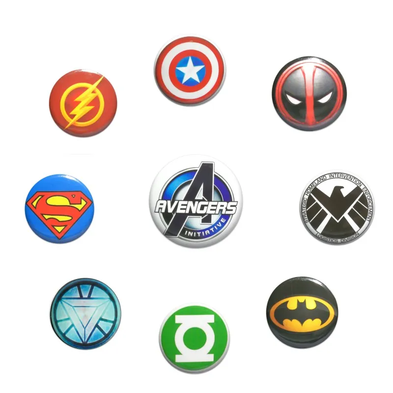 

1pcs Avenger Logo Pins Spiderman Batman Logo Round Badges DIY Sewing Icons on T shirt Hat Backpack Brooch Buttons Party Favor