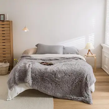 

1 Pc Fluffy Blanket for Winter Warm Plaid on the Bed Plush Throw Blanket Thick Fluffy Sofa Bed Blankets for Beds