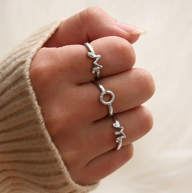 

COSYOU Rose Gold Silver A-Z 26 Letters Initial Name Rings for Women Men Unisex Geometric Alloy Creative Finger Rings Jewelry 1