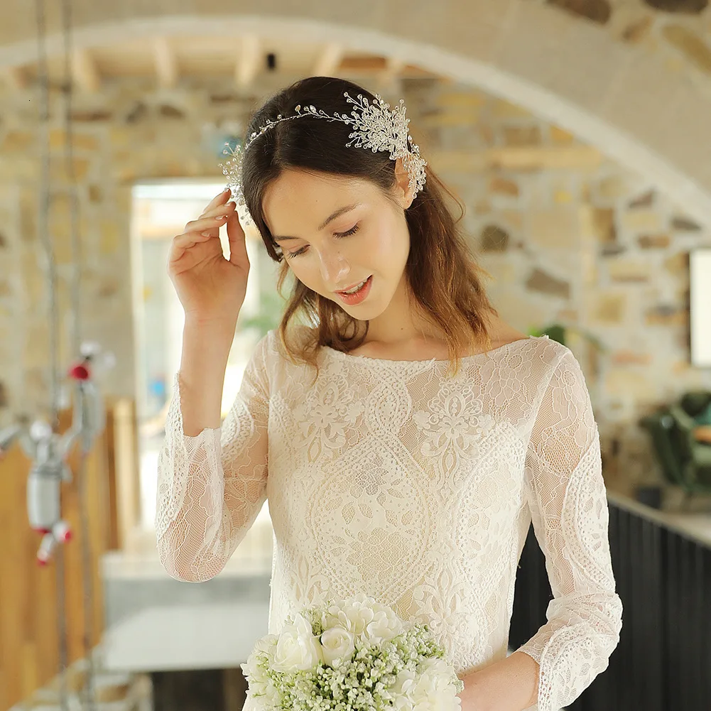 New Design Silver Crystal Hair Jewelry Handmade Wedding Tiara Hair Combs Hot Sale Headpiece Bridal Hair Accessories