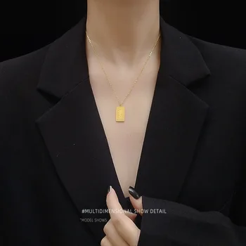 

Women Vintage Necklace Queen Elizabeth Double-Sided Image Clavicle Necklace Long Block Clavicle Versatile Necklace P592