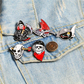 

Dark Punk Death Sickle Pirate Robber Enamel Pins Gothic Cartoon Skull Skeleton Brooches Denim Shirt Bag Lapel Pin Badges Jewelry