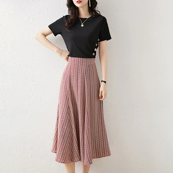 

Elegant Fashion Lady Summer 2 Pieces Set Short Sleeve Black Tee Shirt Tops+Print A-line Long Chiffon Skirt Women Two-pieces Set