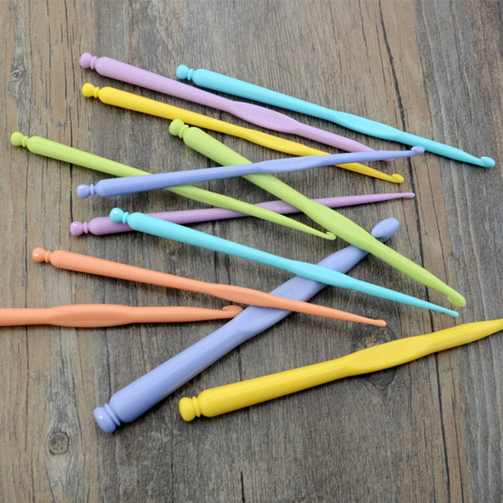 

12 PCs Acrylic Crochet Hooks Needles Multicolor Plastic Knitting Needles Handle Crochet Set Knit Craft Crochet Hooks 2mm - 6mm