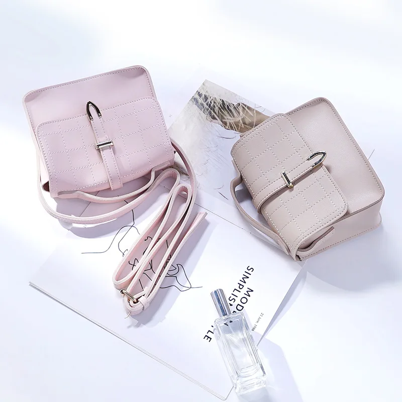 

2019 Summer New Style Mini Verticle Crossbody Bag Hipster Large-Volume Swivel Buckles Packaging Mobile Phone Bag Women's