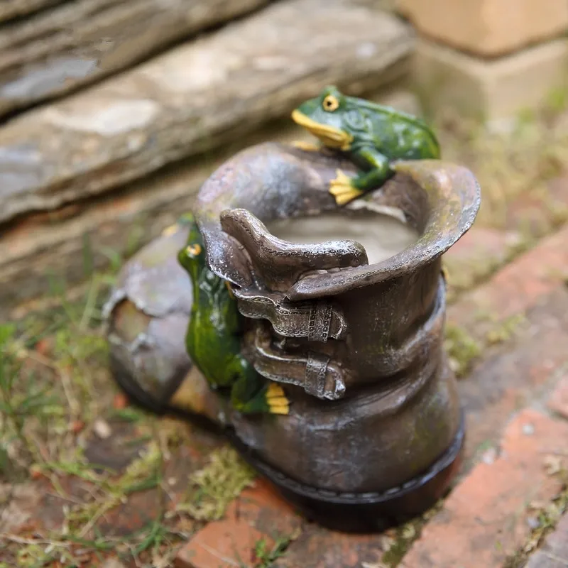 Pastoral Style Garden Decoration Animals Outdoor Plant Resin Frog Big Shoes Flower Pot Ornaments