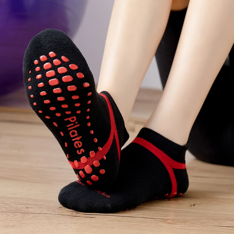 dueño A tientas Conciliador Calcetines antideslizantes de algodón para mujer, medias de Yoga, Fitness,  Pilates, baile profesional, Ballet, gimnasio, 2021 _ - AliExpress Mobile