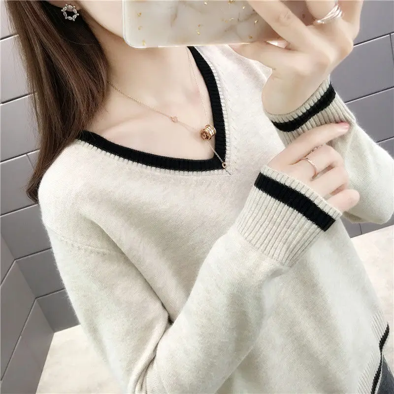 

High-quality core-spun yarn [200 kg can be worn] V-neck knitted sweater women fall/winter loose plus size bottoming shirt women