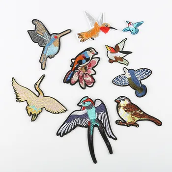 

Lovely Small Bird Patch Sew on Iron on Emmbroidery Appliques Clothing Backpack Sticker Diy Accessory
